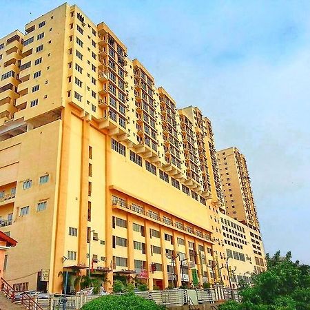 N'Dnie Homestay Pelangi Mall Condominium 코타바하루 외부 사진