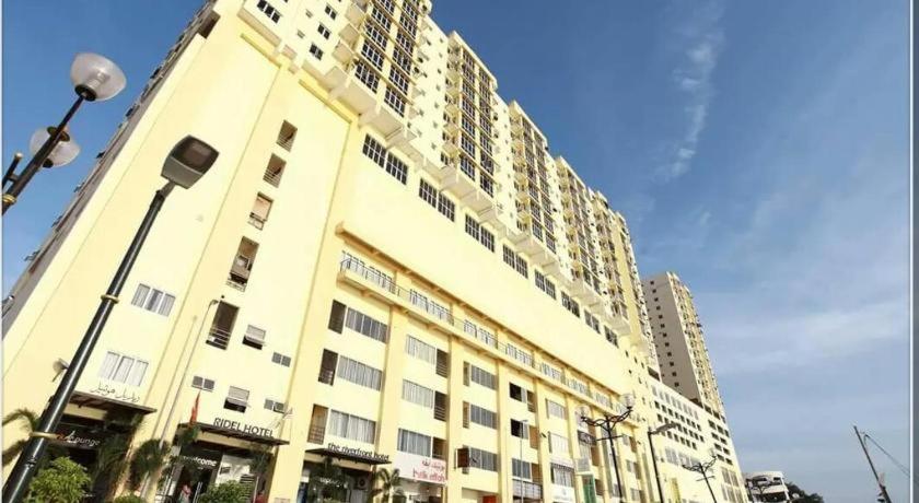 N'Dnie Homestay Pelangi Mall Condominium 코타바하루 외부 사진