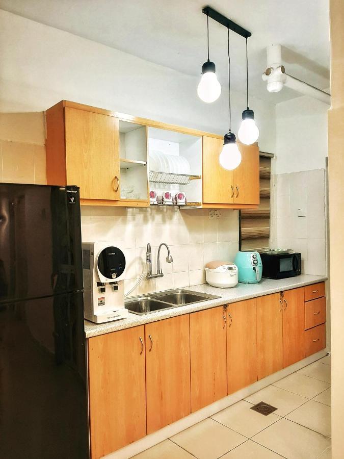 N'Dnie Homestay Pelangi Mall Condominium 코타바하루 외부 사진